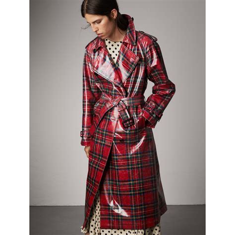 burberry jas tarten woman|Burberry check trench coat.